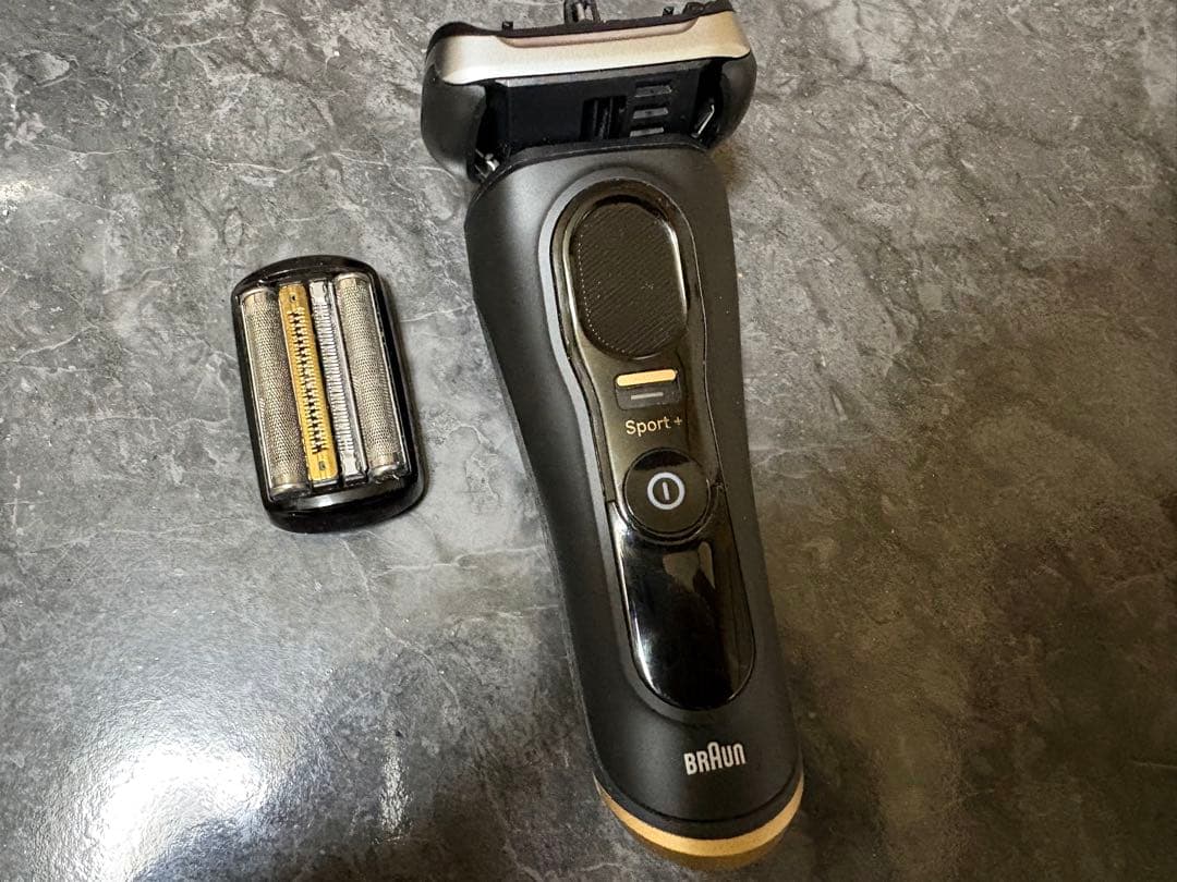 Braun Series 9 Sport+ メンズ電気シェーバー