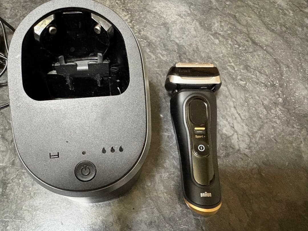 Braun Series 9 Sport+ メンズ電気シェーバー