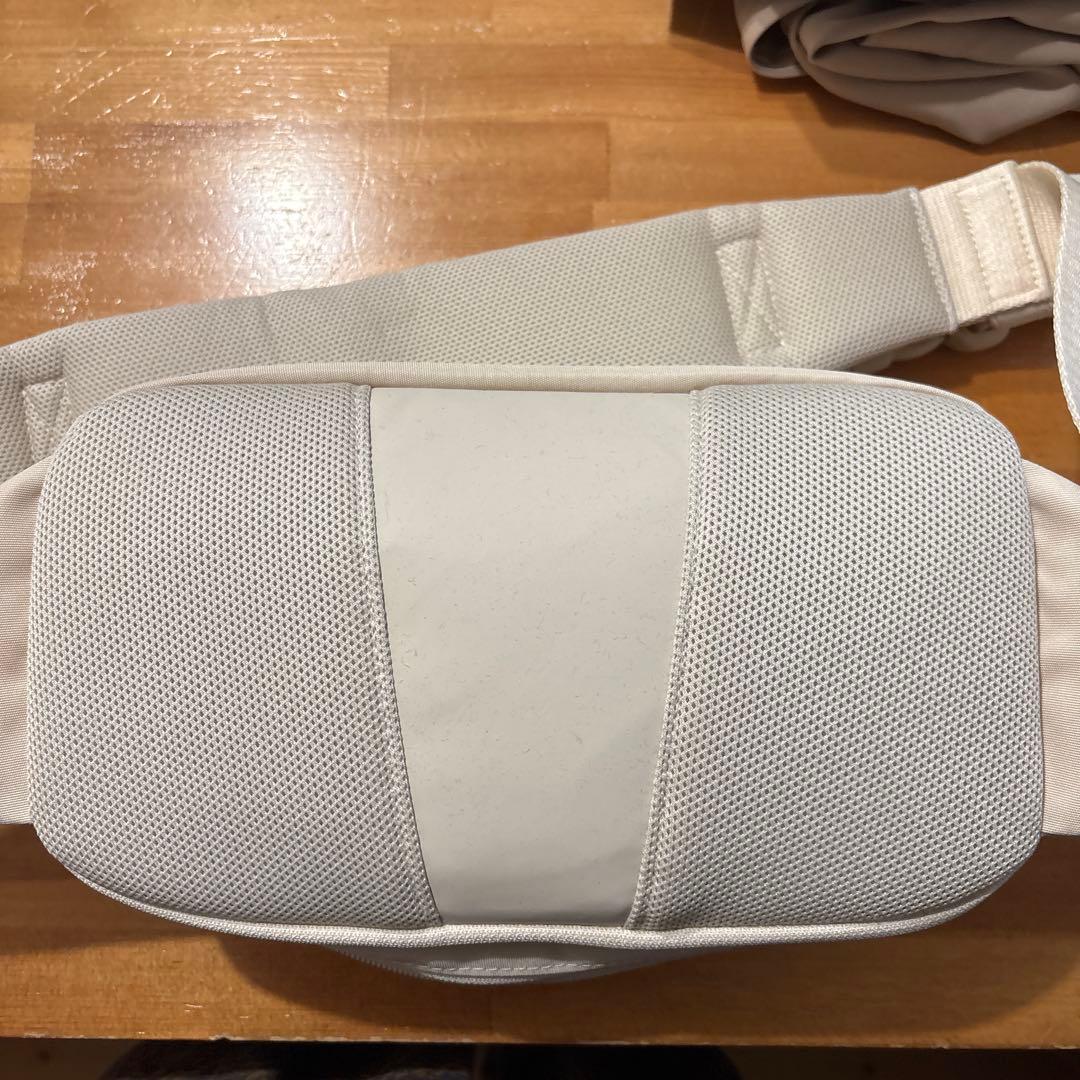 POMULU ヒップシート ナチュラルアイボリー