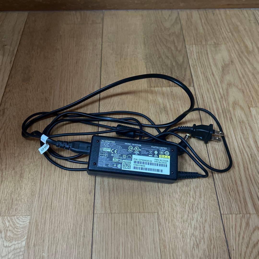 ［美品］FUJITSU ノートPC ACアダプター付き