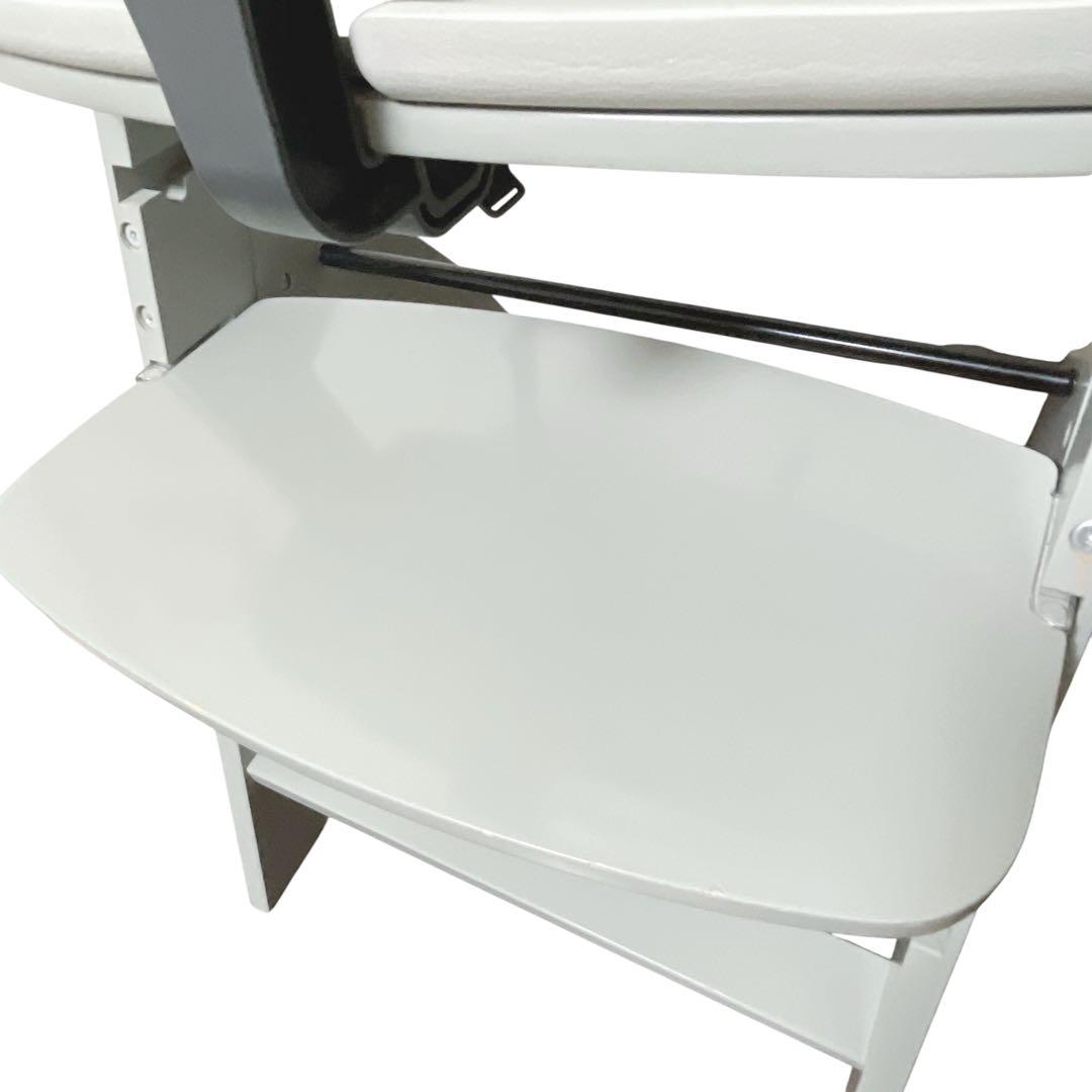 【人気】ビヨンド　ジュニア ハイチェア　ベビーチェア　テーブル　クッション付き