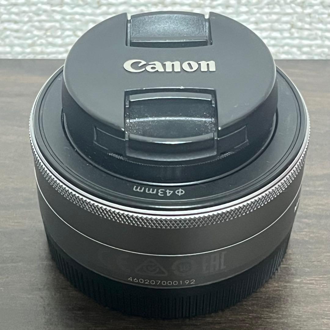 CANON EF-M 22mm F2 STM （シルバー）