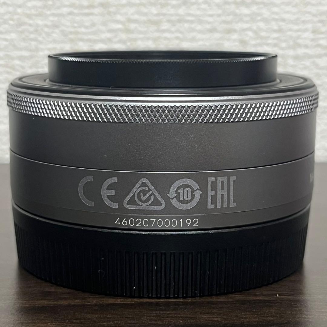 CANON EF-M 22mm F2 STM （シルバー）