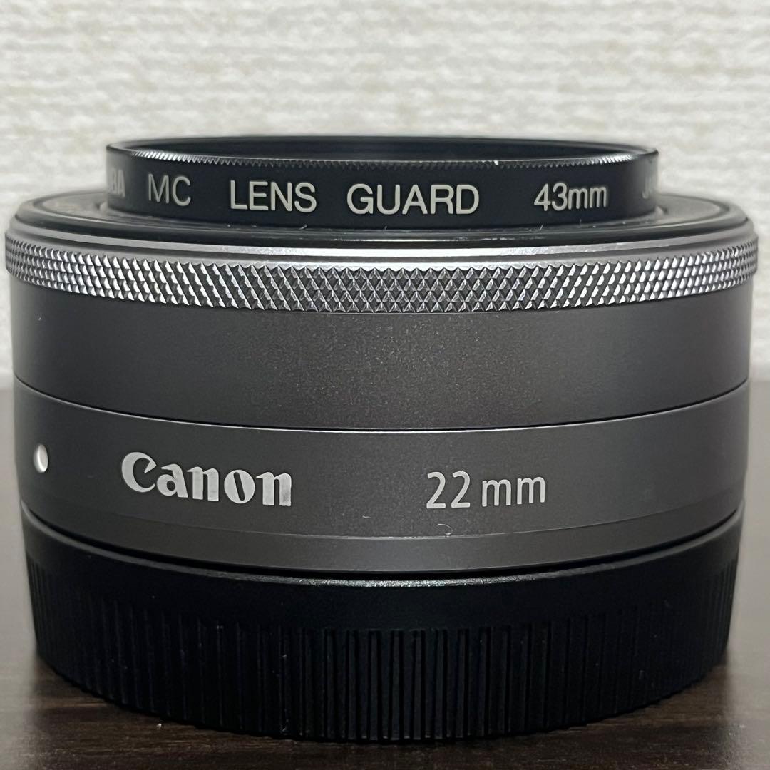 CANON EF-M 22mm F2 STM （シルバー）
