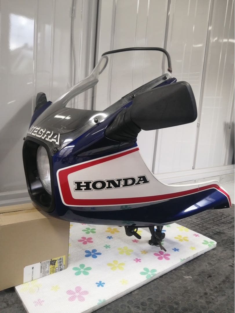 RC04 CB750F インテグラ 純正アッパーカウル