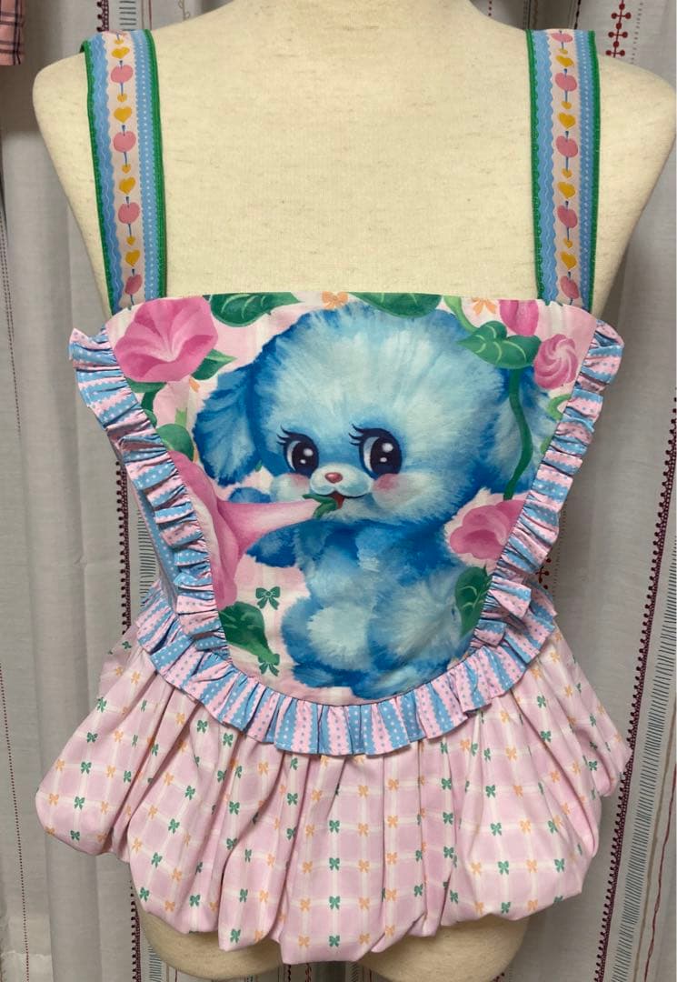 ⭐︎リンダ⭐︎ テンテンツツ　tntntutu ベスト　キャミ　犬　ファンシー