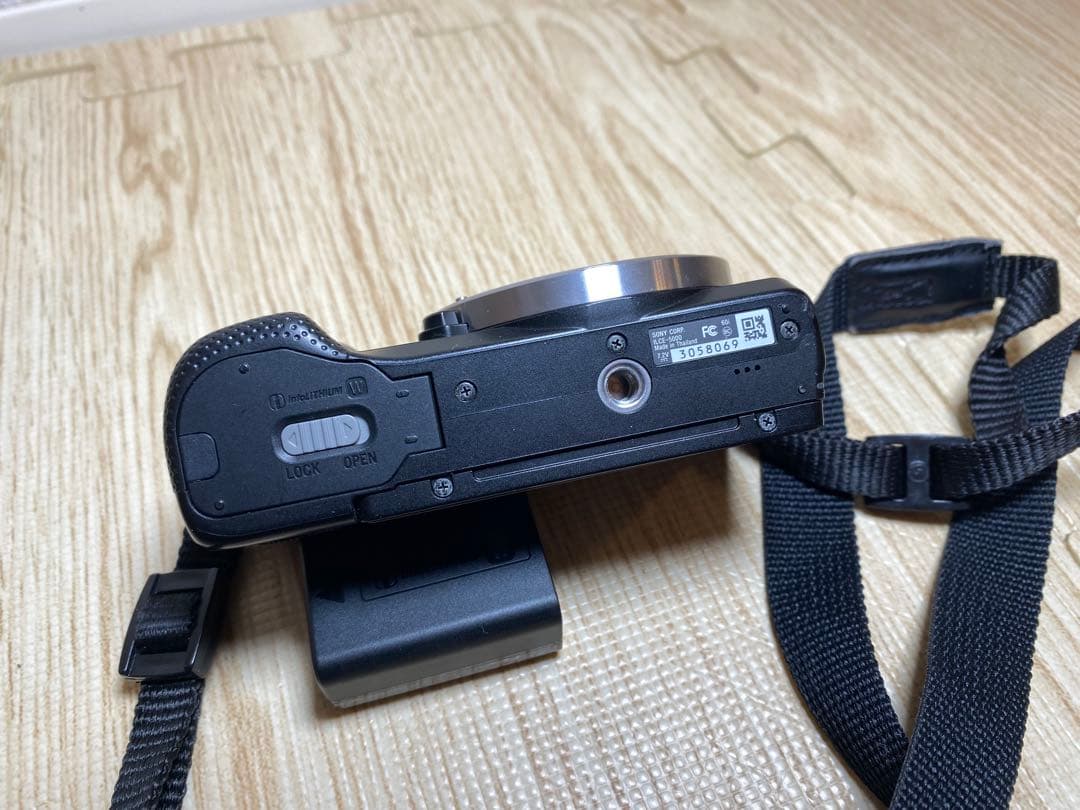 SONY α5000 ILCE-5000 レンズキット 黒