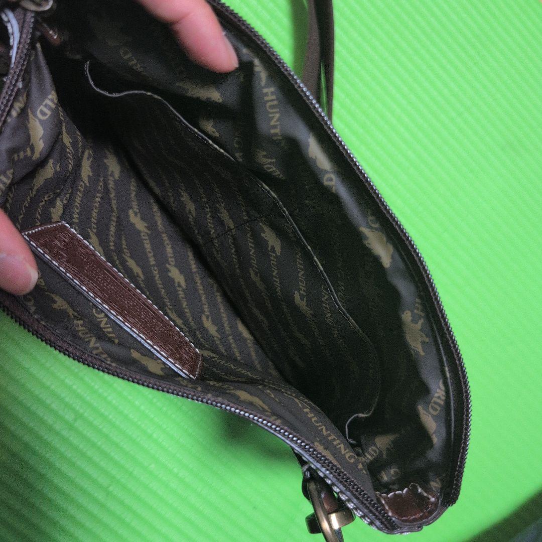 HUNTING WORLD（ハンティングワールド）　ショルダーバック