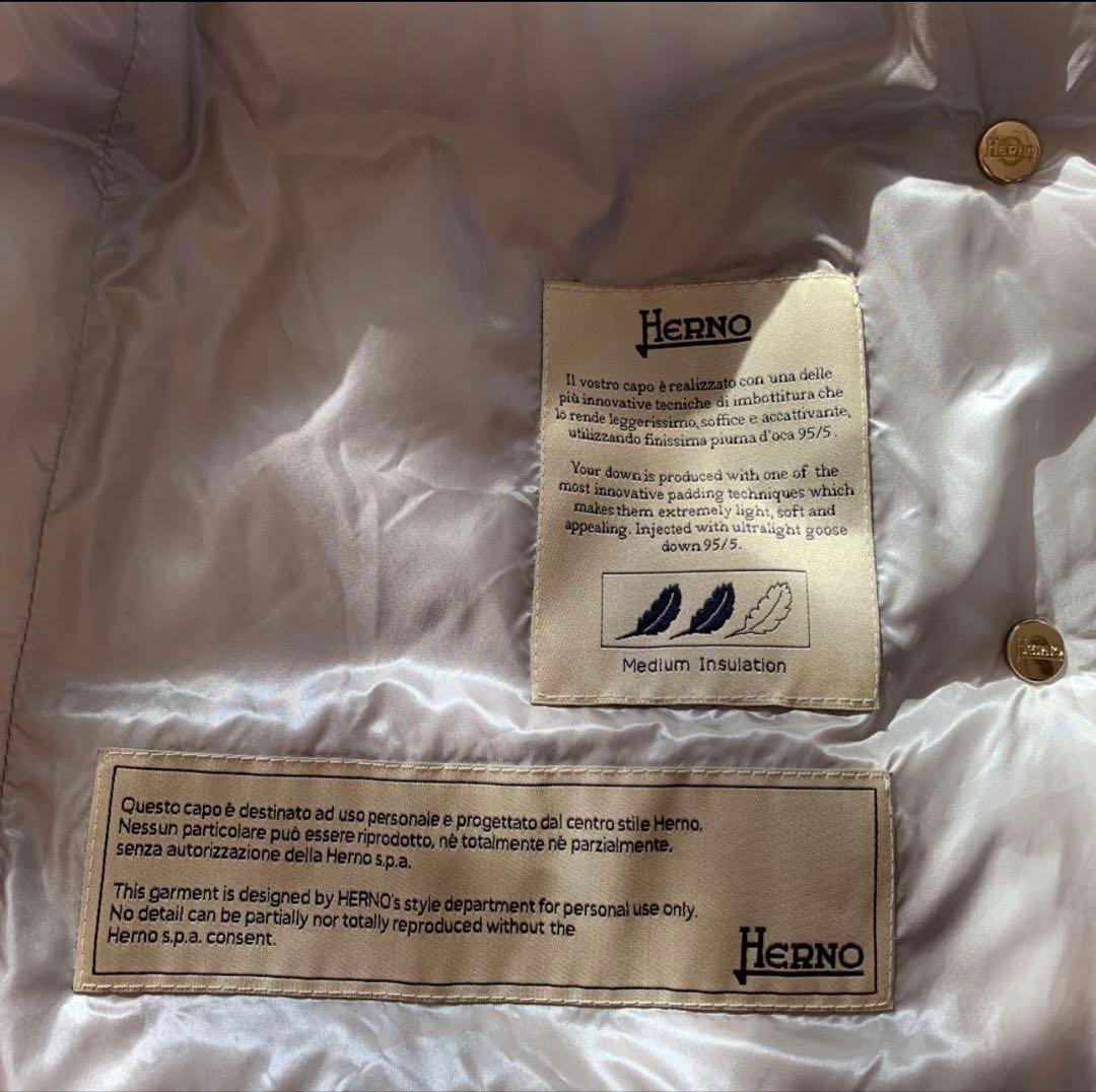 HERNO ダウンジャケット　ショート丈