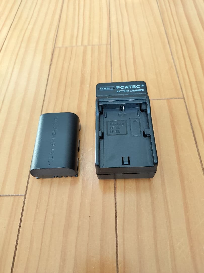 Canon EOS 6D Mark II 本体とレンズ3本