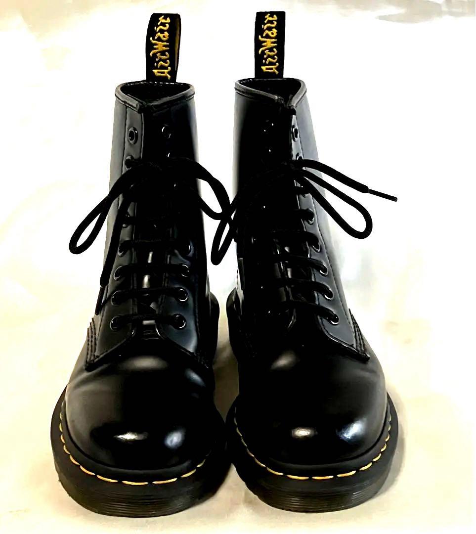 ドクターマーチン8ホール UK4（ブラック）