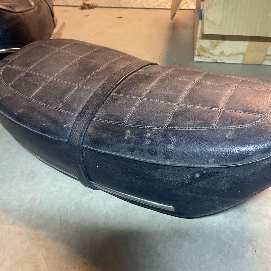 DAX70 ホンダ バイクシート 黒 格子状