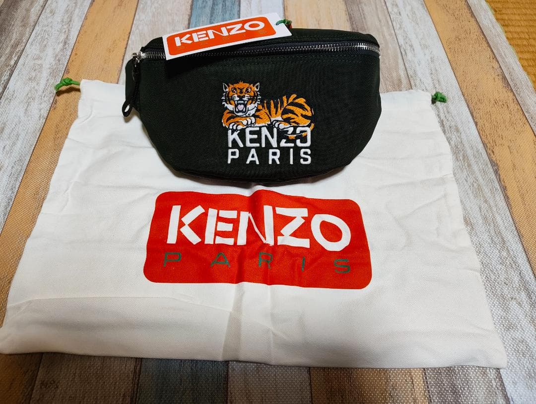 KENZO Happy Tiger ボディバッグ ダークカーキ
