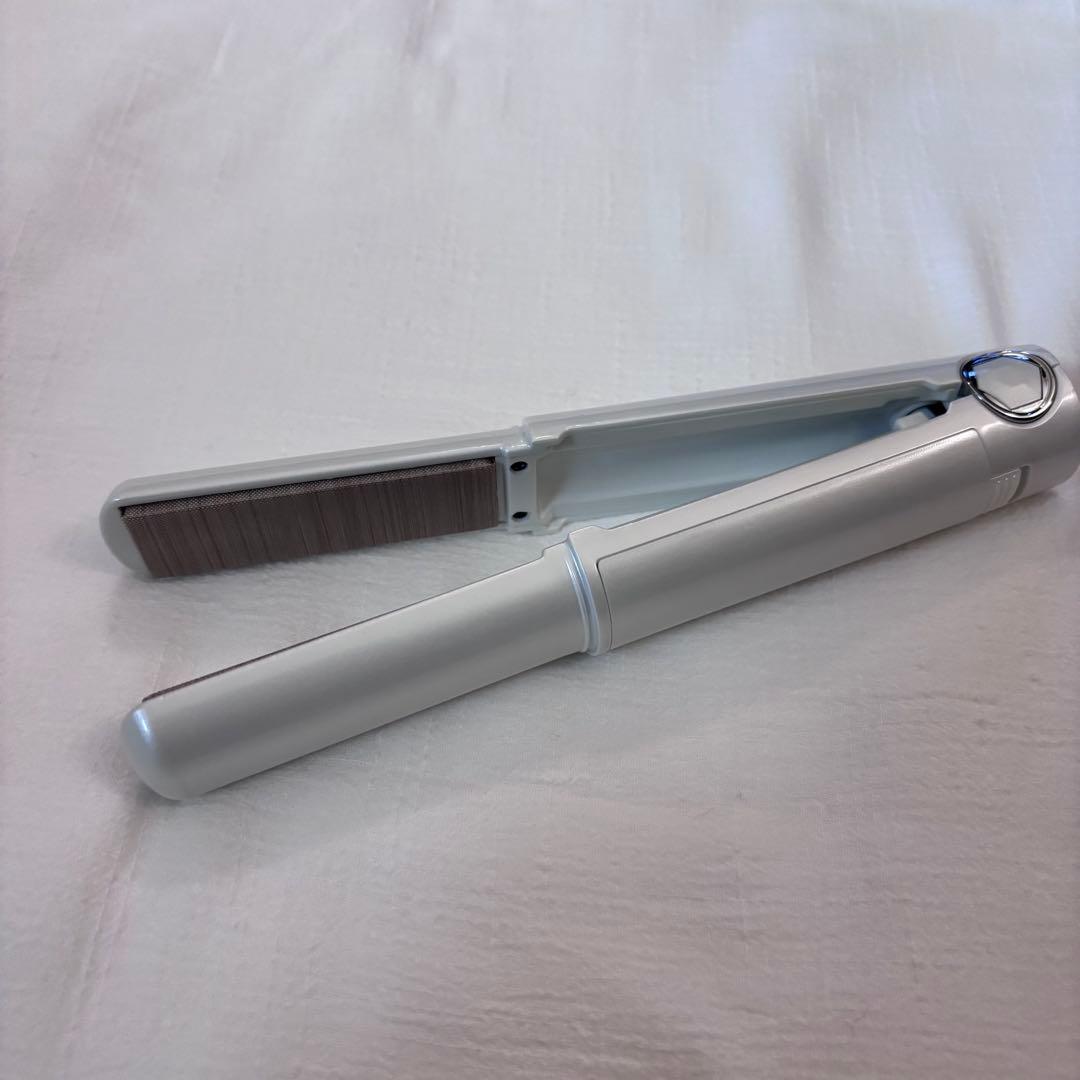 KINUJO 絹女 コードレスヘアアイロン LIP IRON 海外対応