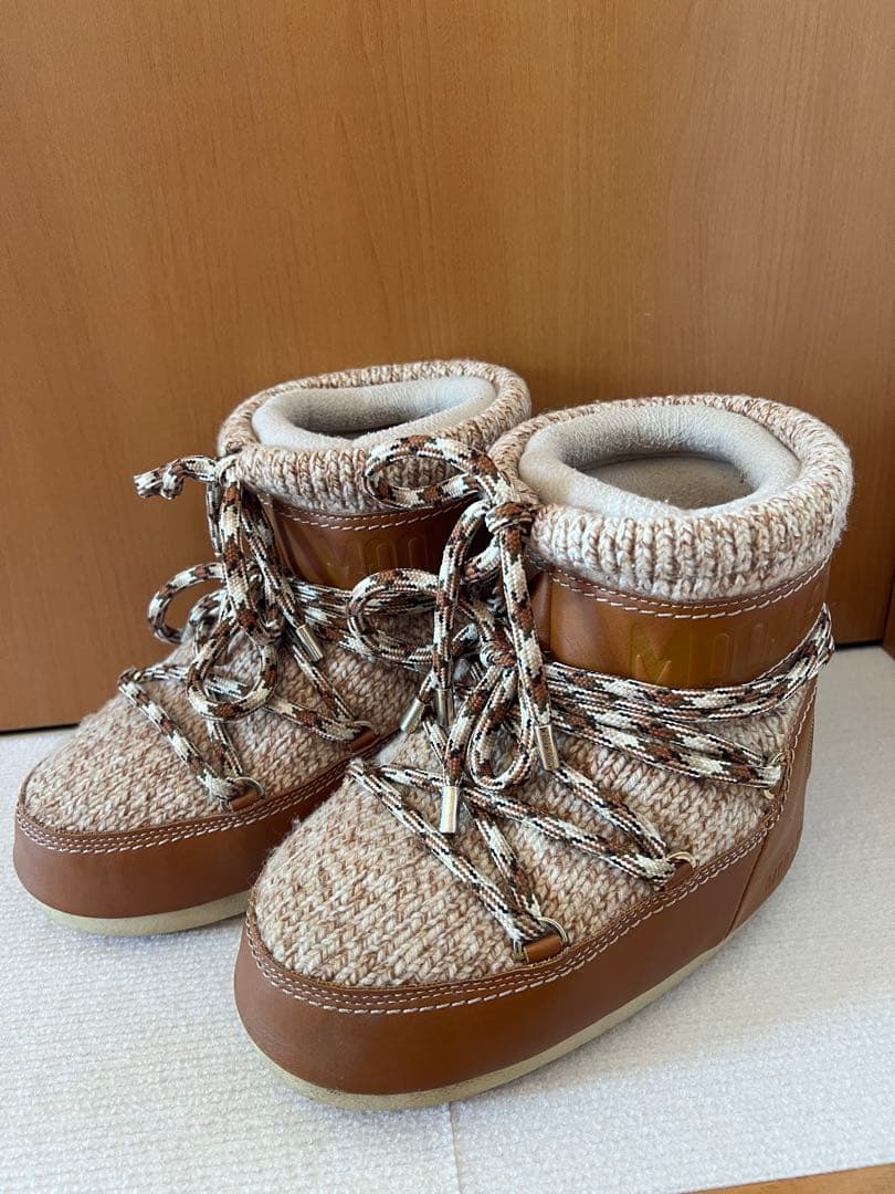 クロエ CHLOE × ムーンブーツ Moon Boot ムートンブーツ