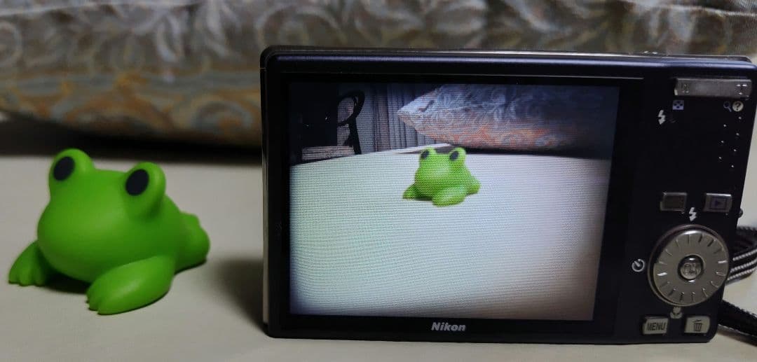 NikonCOOLPIXデジタルカメラ 箱付き 付属品有り