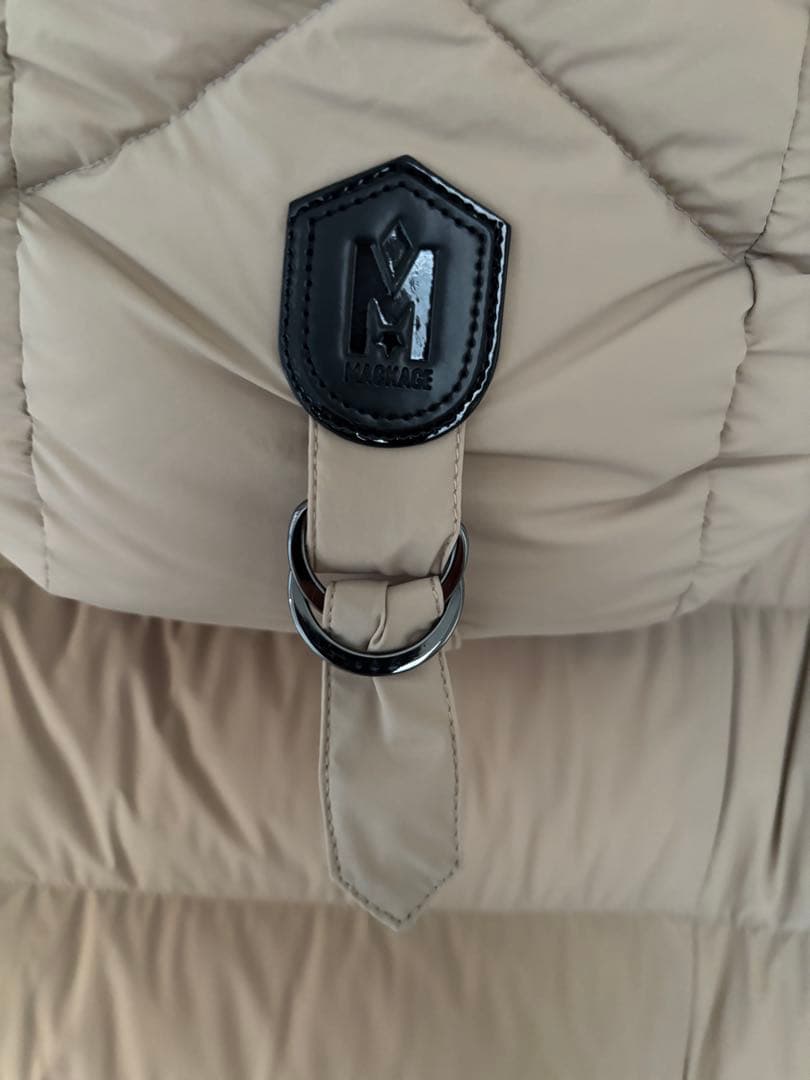 マッカージュ　MACKAGE CALLA