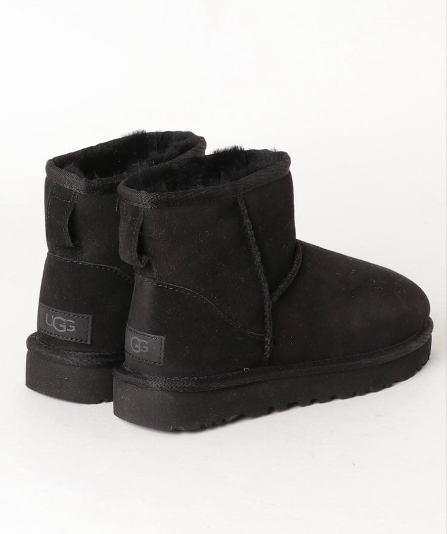 ⭐︎新品未使用⭐︎UGG アグ CLASSIC MINI II ブラック 24cm