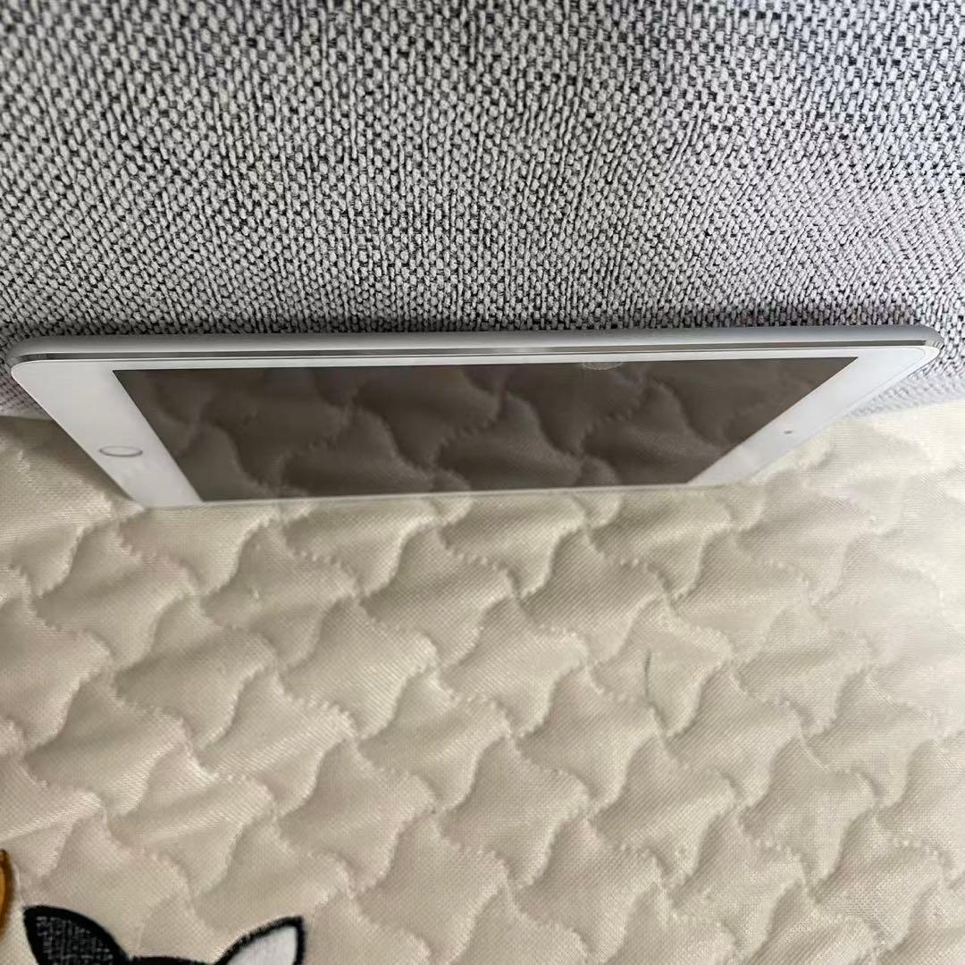 ※美品※ ipad mini 4 コンパクトの7.9 inch