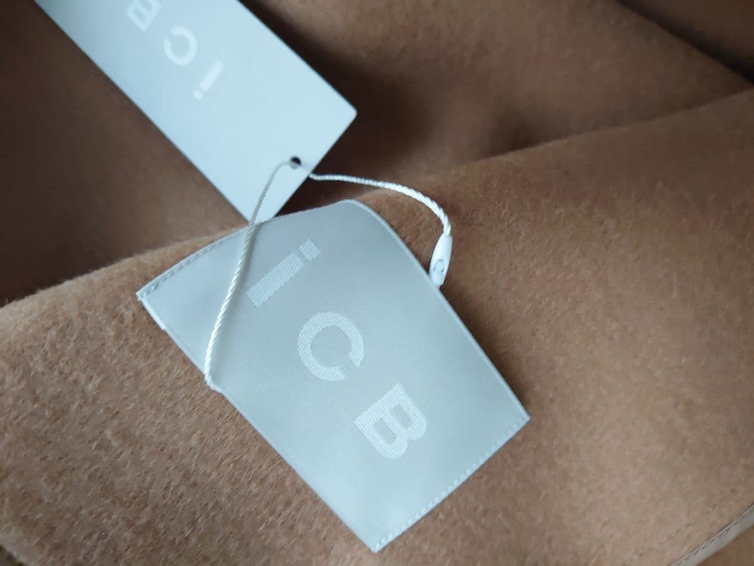 icb 今季　WoolRever スタンドカラージレ　 キャメル