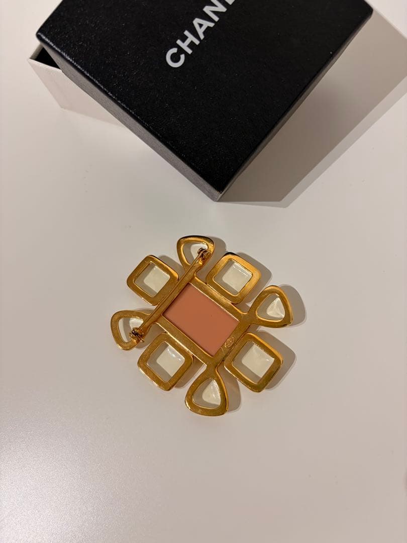 Chanel シャネル 96Pピンク クリア ゴールド ヴィンテージ ブローチ
