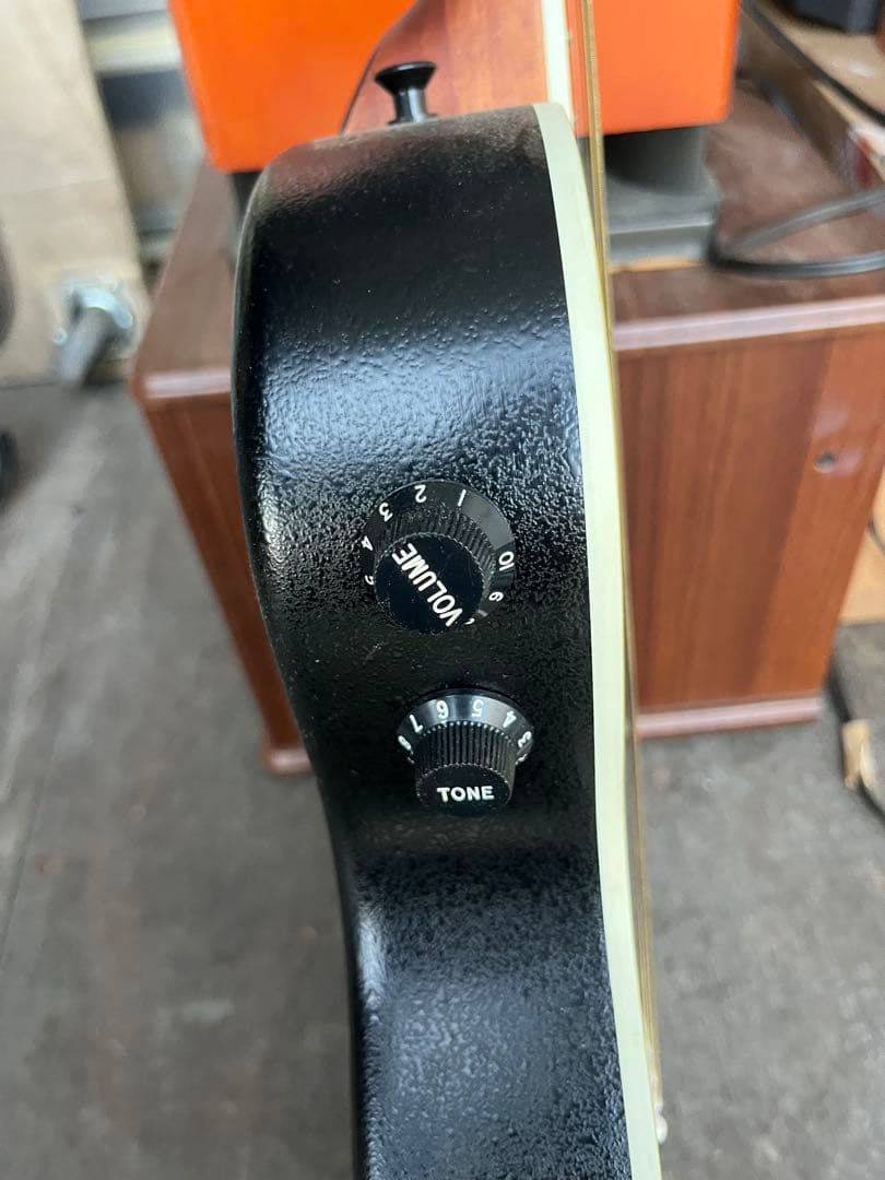 ARIA ギター　AMB-35S