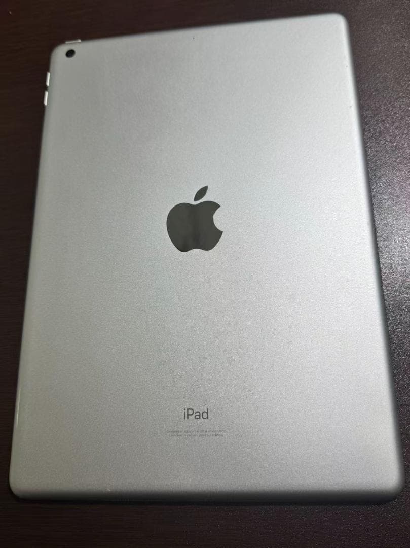 iPad 第9世代　シルバー　256ＧＢ