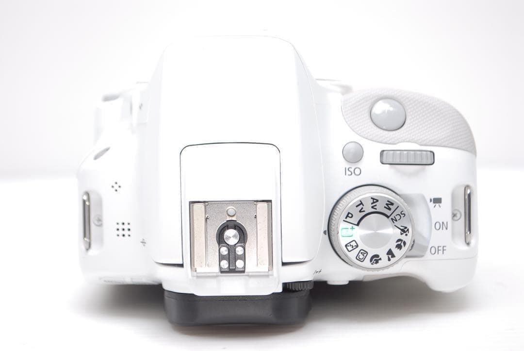 ❤️ショット数4750回❤️Canon kiss X7 手ぶれ補正付き 極美品