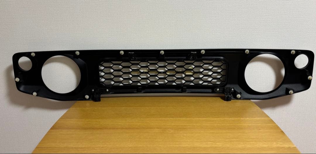 ジムニー シエラJB64JB74用ワンオフ品グリル