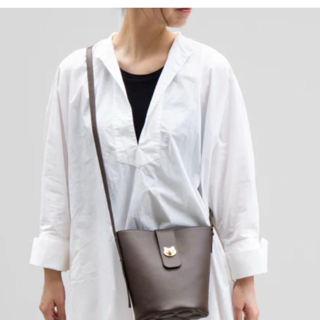 美品！philosophii ショルダーバッグ PAW キュイール・マッシュ　猫