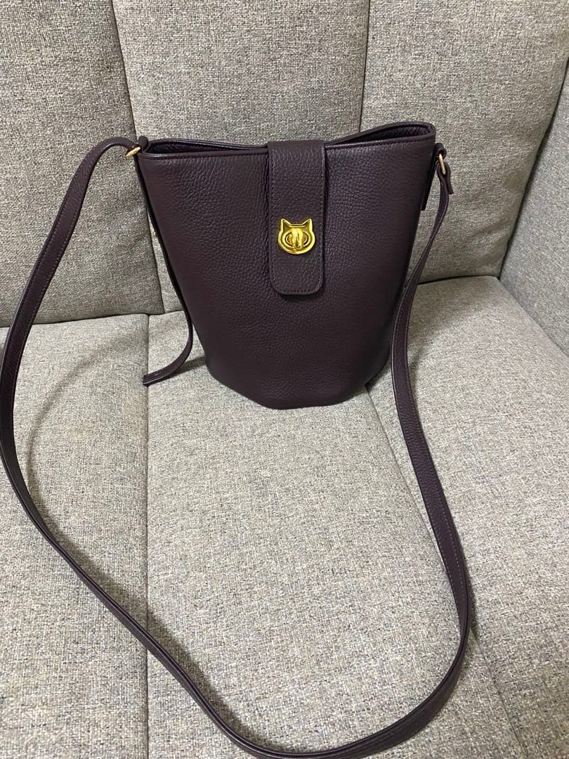 美品！philosophii ショルダーバッグ PAW キュイール・マッシュ　猫