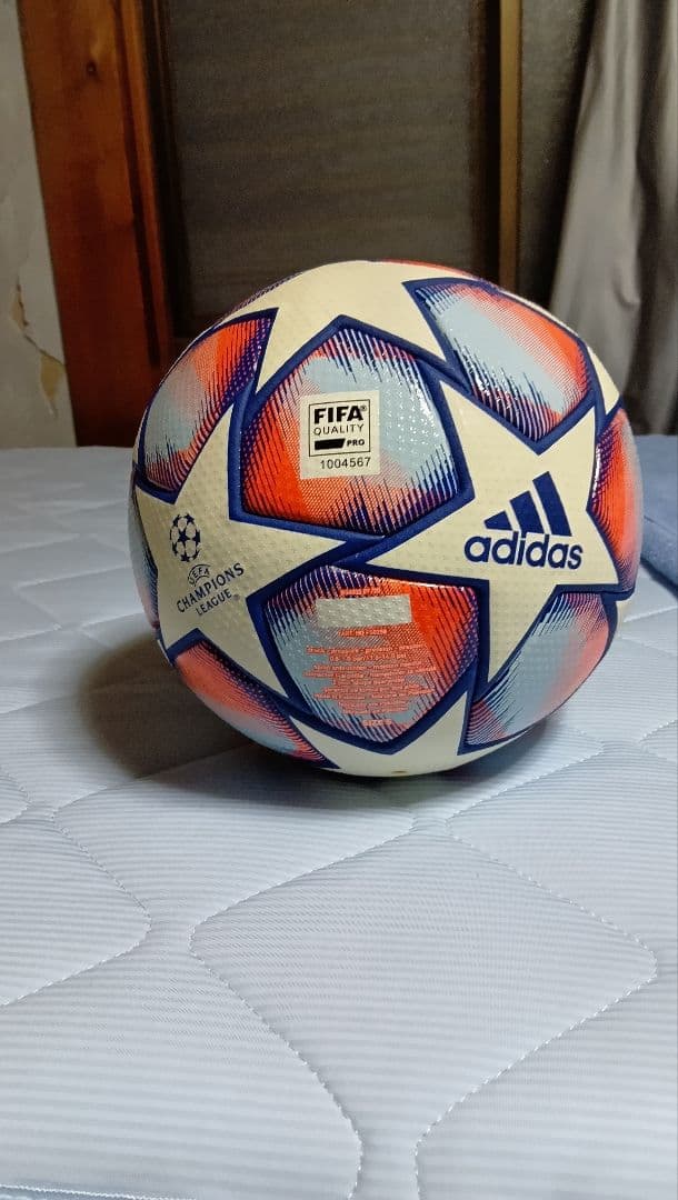 adidas Champions League サッカーボール