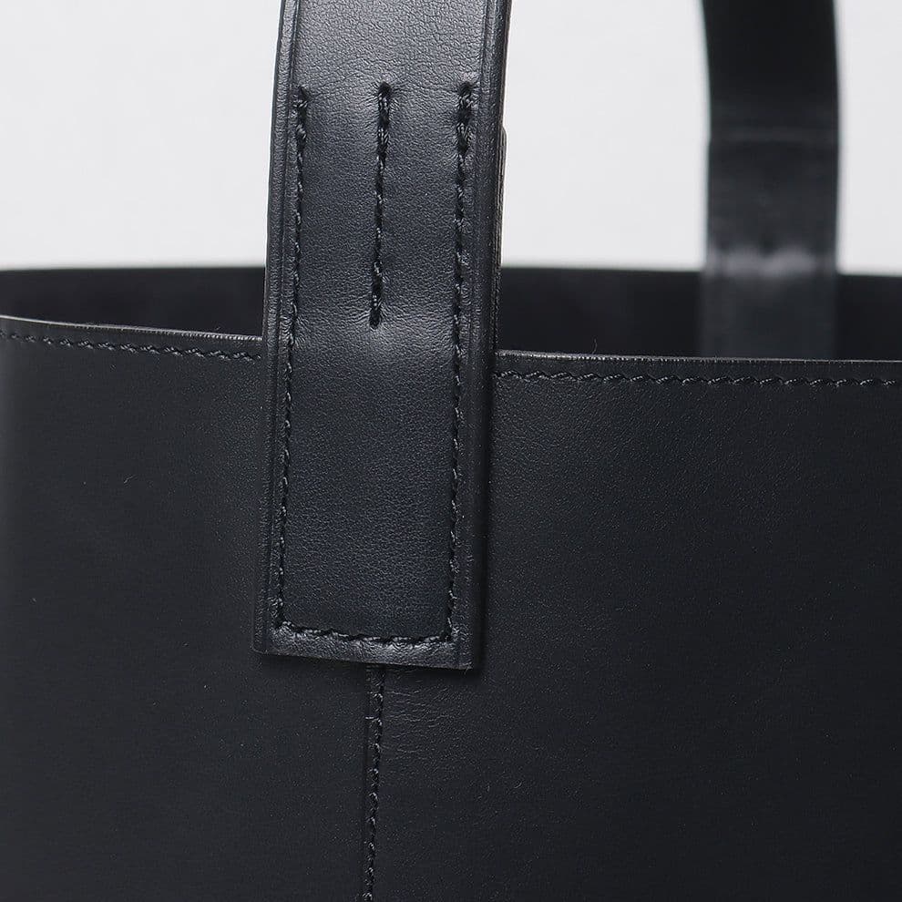 バッグ AURALEE LEATHER SHOULDER BAG MADE BYAETA