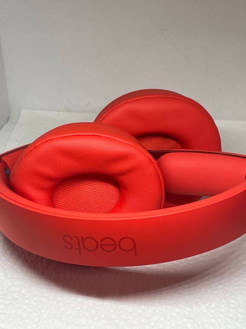 Solo Pro Wireless レッド MRJC2FE/A