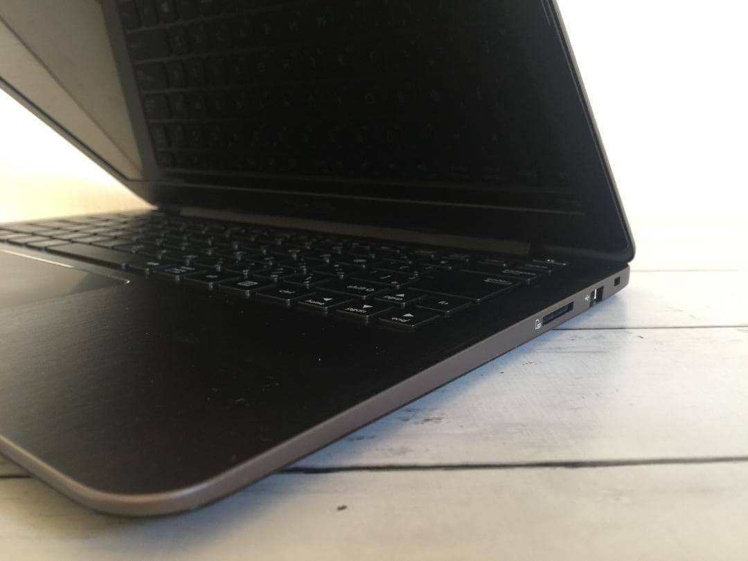 ASUS E403SA 14型TFT液晶 SSD 軽量コンパクトノートパソコン