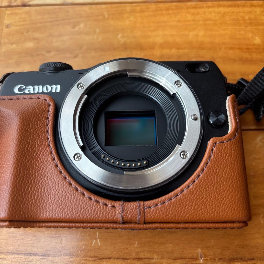 美品★Canon EOS M2（ブラック）