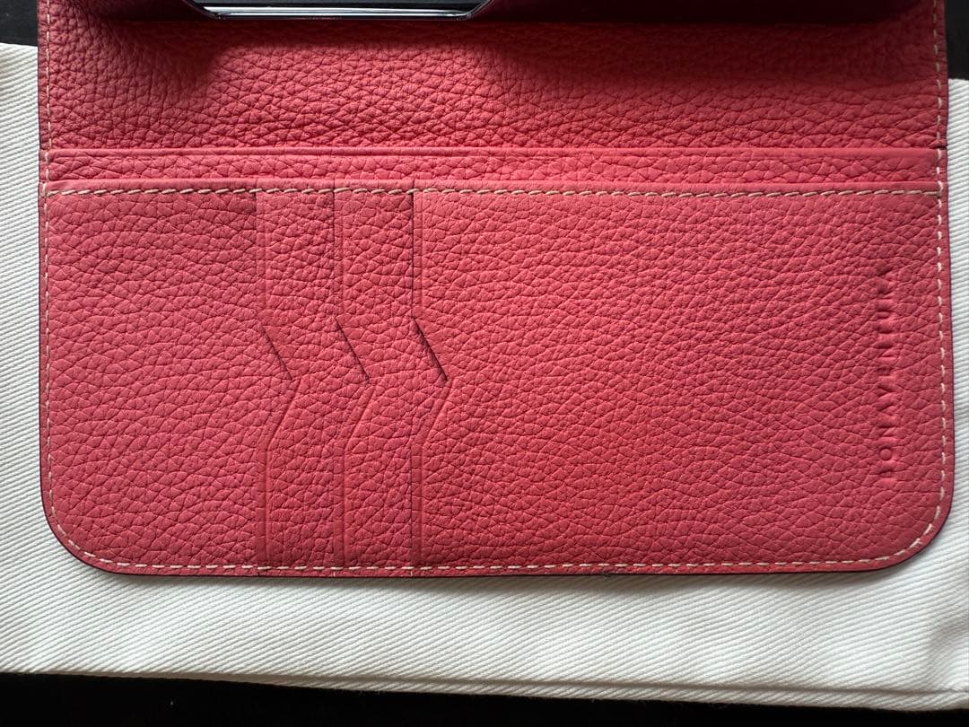 ボナベンチュラ iPhone16pro 対応ケース