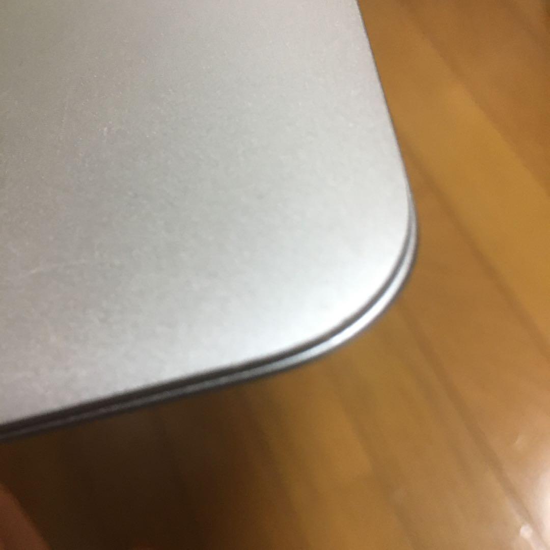 アップルマックエアー13.3インチ(2015年)キレイです