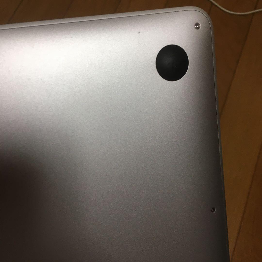アップルマックエアー13.3インチ(2015年)キレイです
