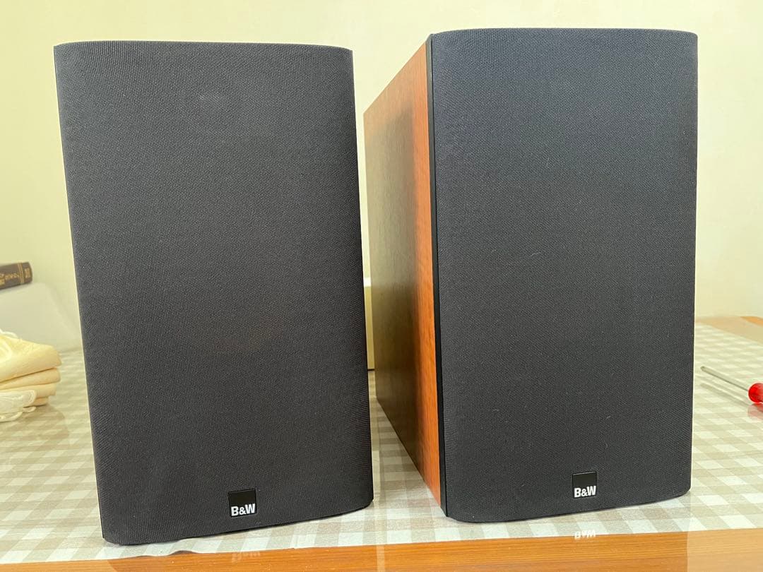 Bowers&Wilkins B&W 685 スピーカー