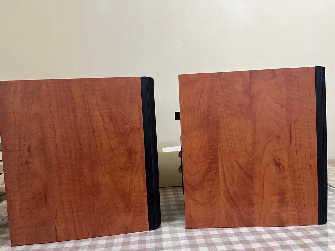 Bowers&Wilkins B&W 685 スピーカー