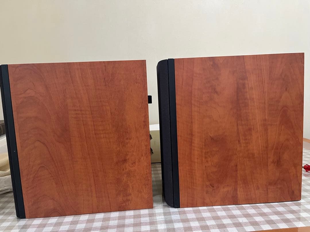 Bowers&Wilkins B&W 685 スピーカー