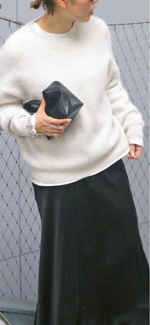 ドゥーズィエムクラスローレン マヌージアン】NEW SURI クルーネックニット