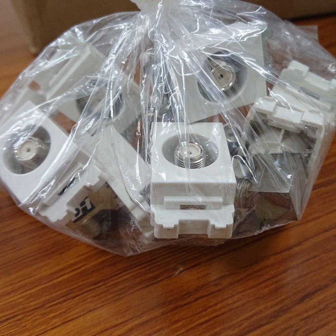 端末テレビユニット 100個セット