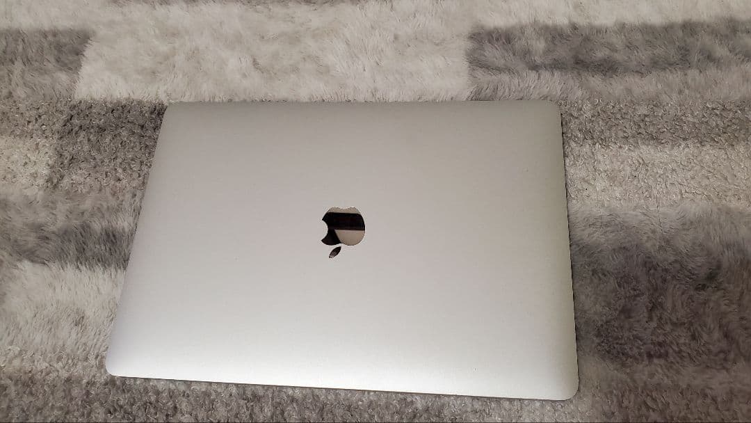 MacBook本体 Apple MacBook pro 13inch 2019