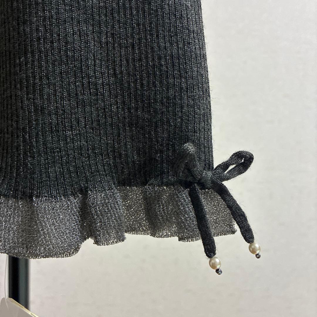 スーパービューティー☆44☆ 2025秋冬カタログ　コサージュ付きタートルニット