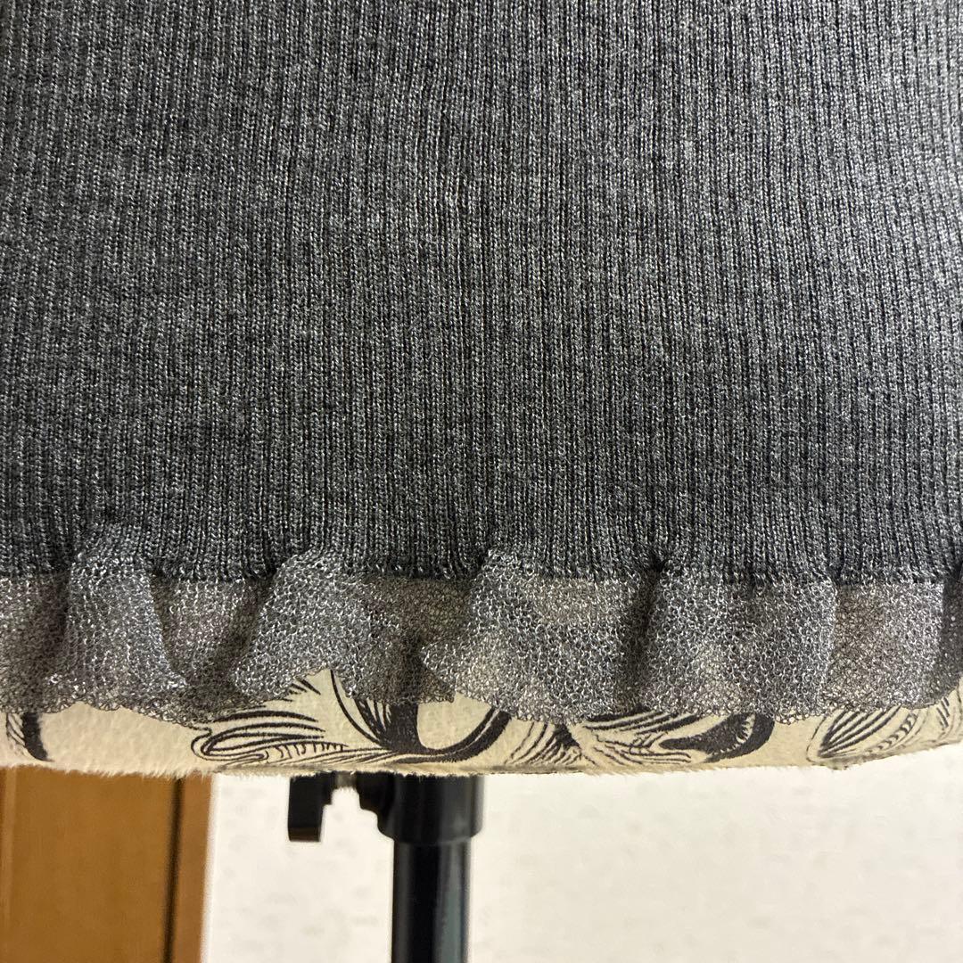 スーパービューティー☆44☆ 2025秋冬カタログ　コサージュ付きタートルニット