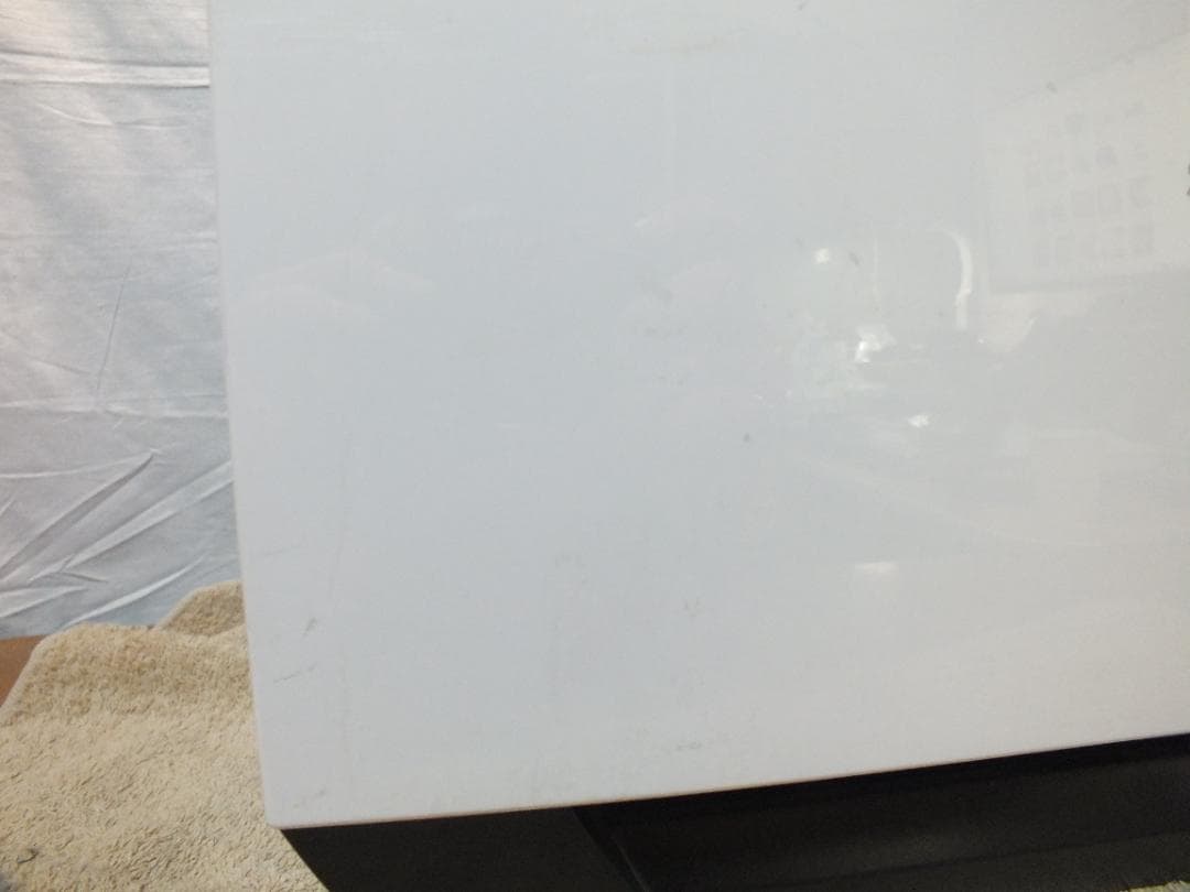 シャープ 除加湿空気清浄機 KC-HD70-W　2021年　484K〇