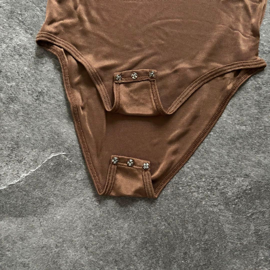 fumika uchida フミカウチダ シルク 背抜きボディスーツ