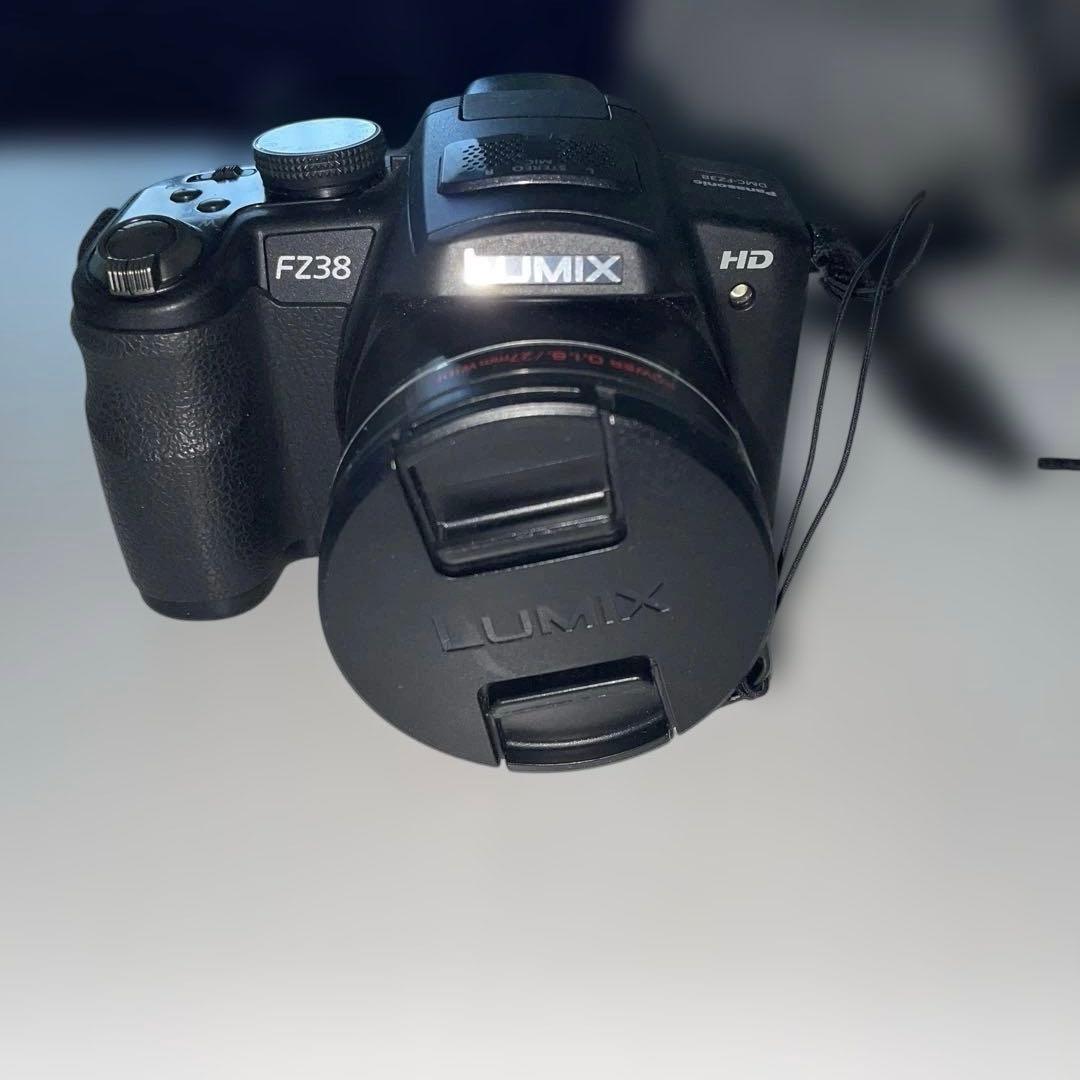 LUMIX デジカメ DMC-FZ38 ★充電器+ソフトケース+SDカード付